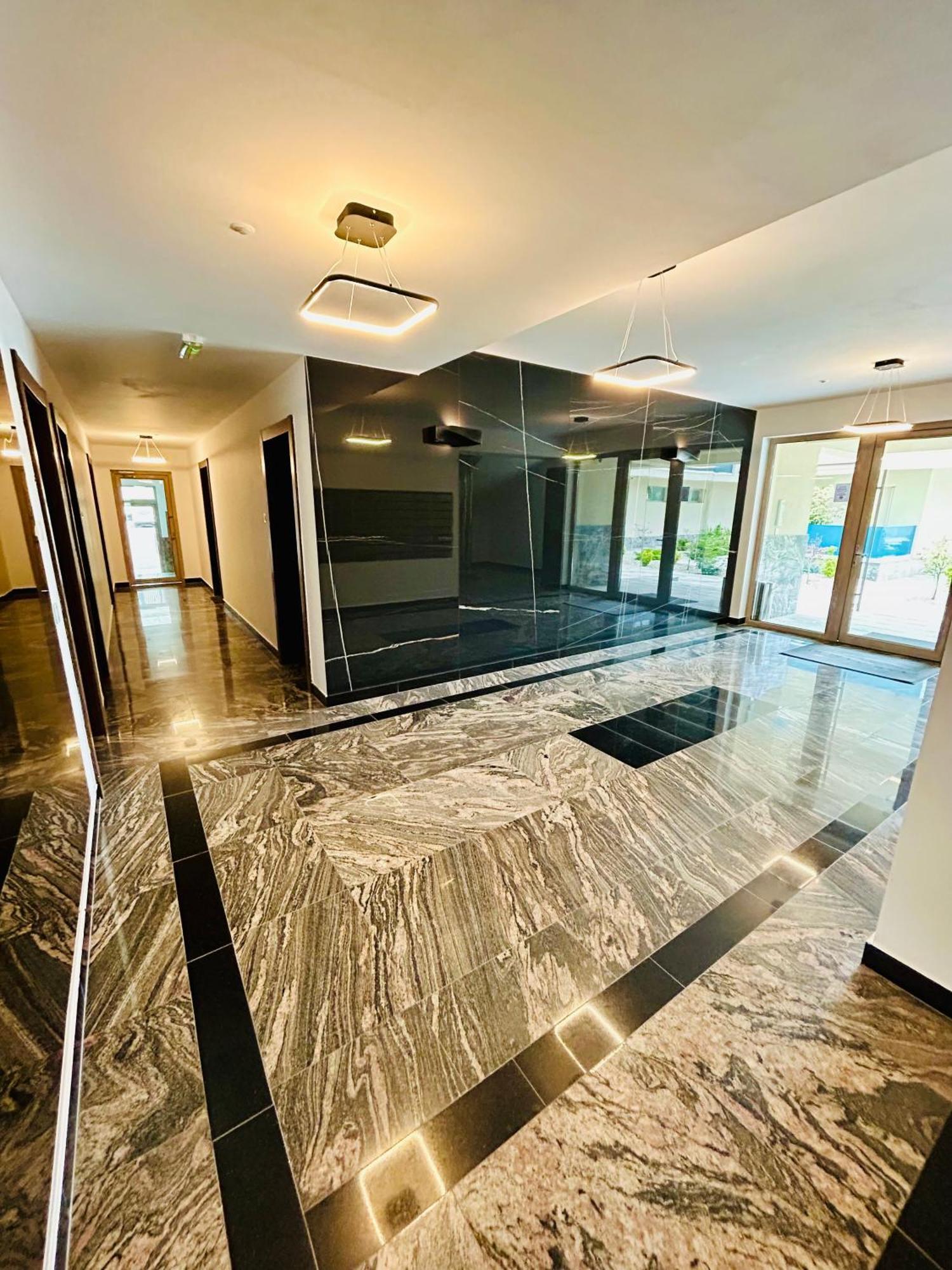 Dis Mamaia Nord Apartment Constanta Ngoại thất bức ảnh