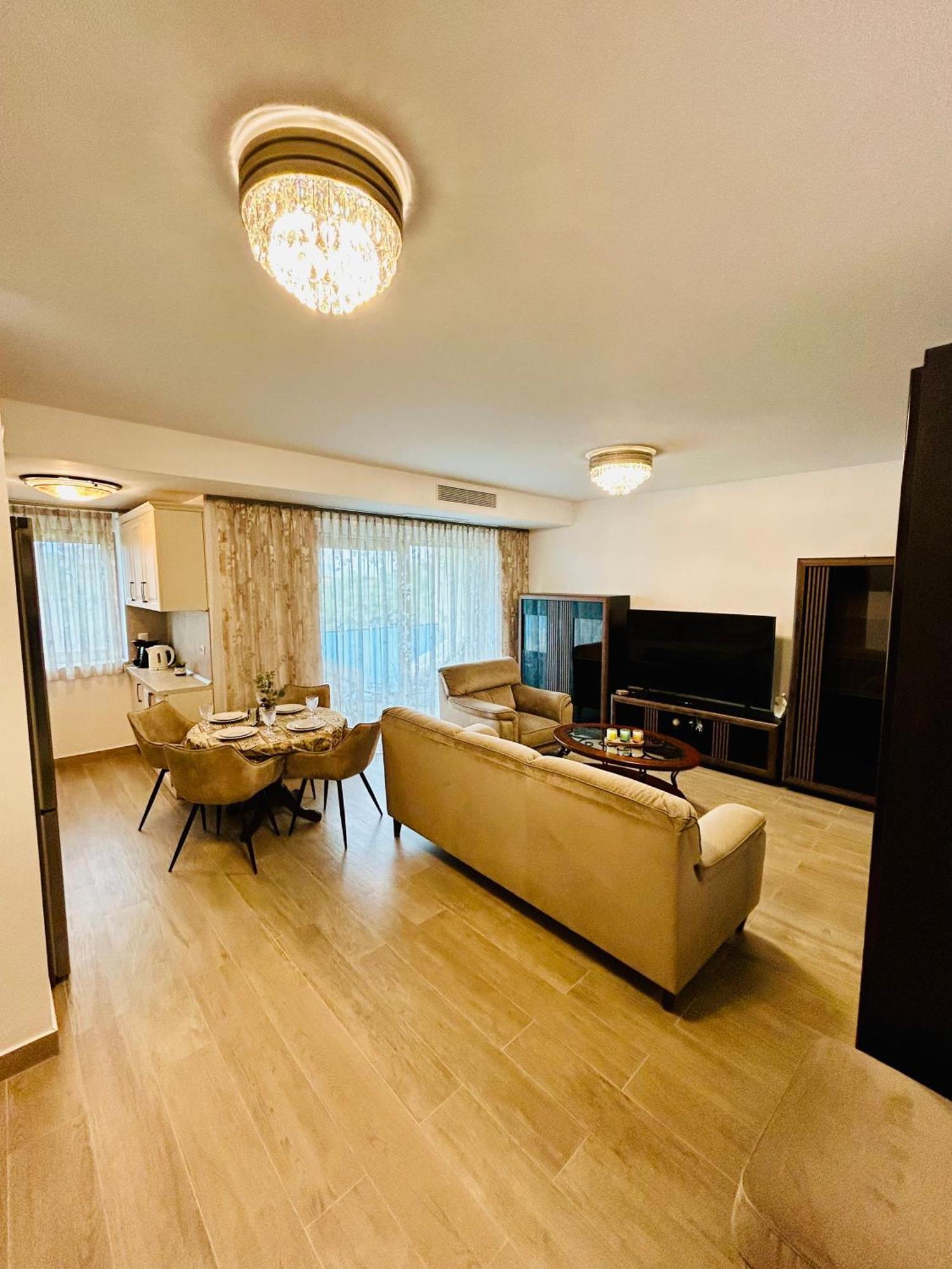 Dis Mamaia Nord Apartment Constanta Ngoại thất bức ảnh