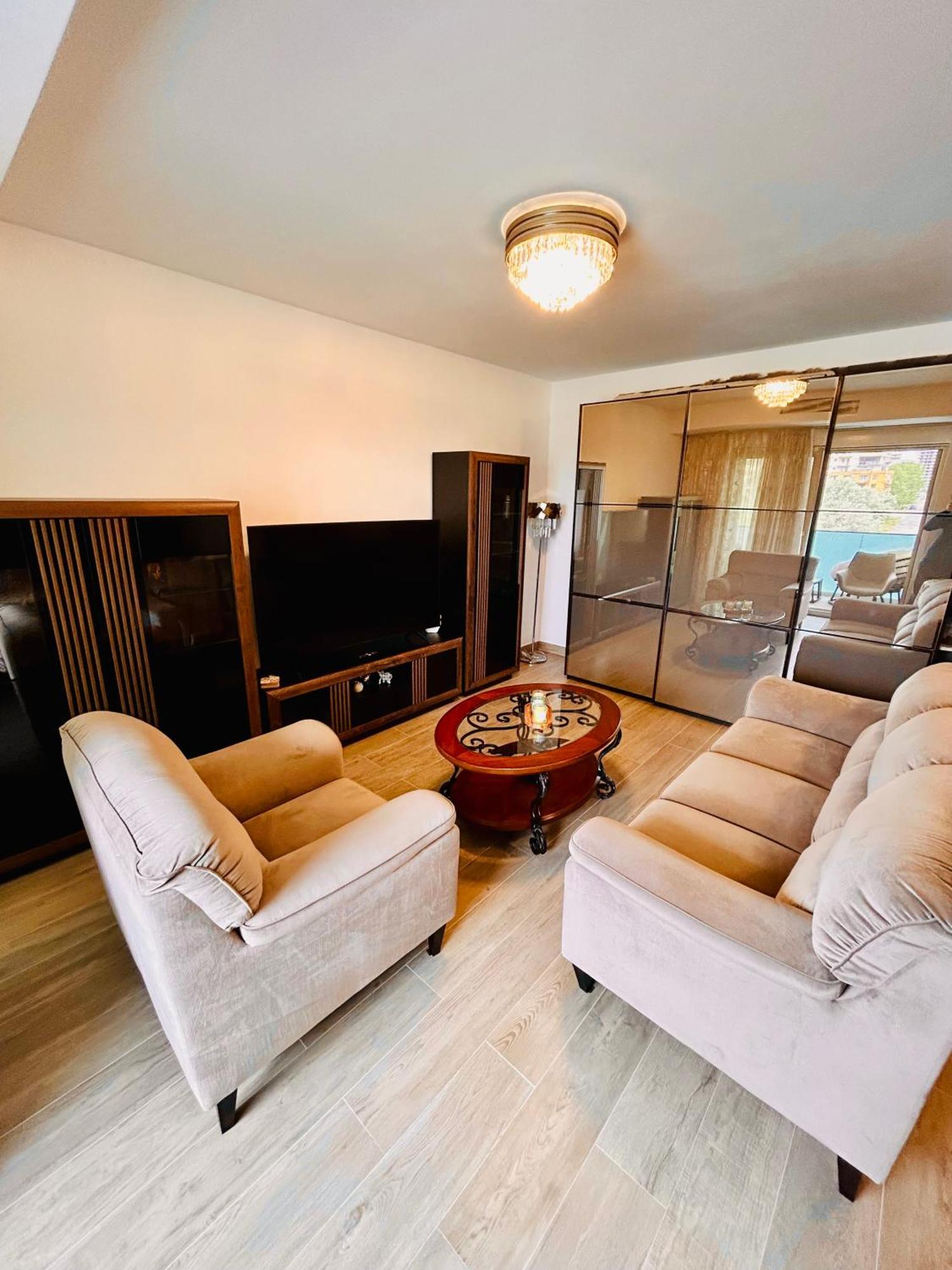Dis Mamaia Nord Apartment Constanta Ngoại thất bức ảnh