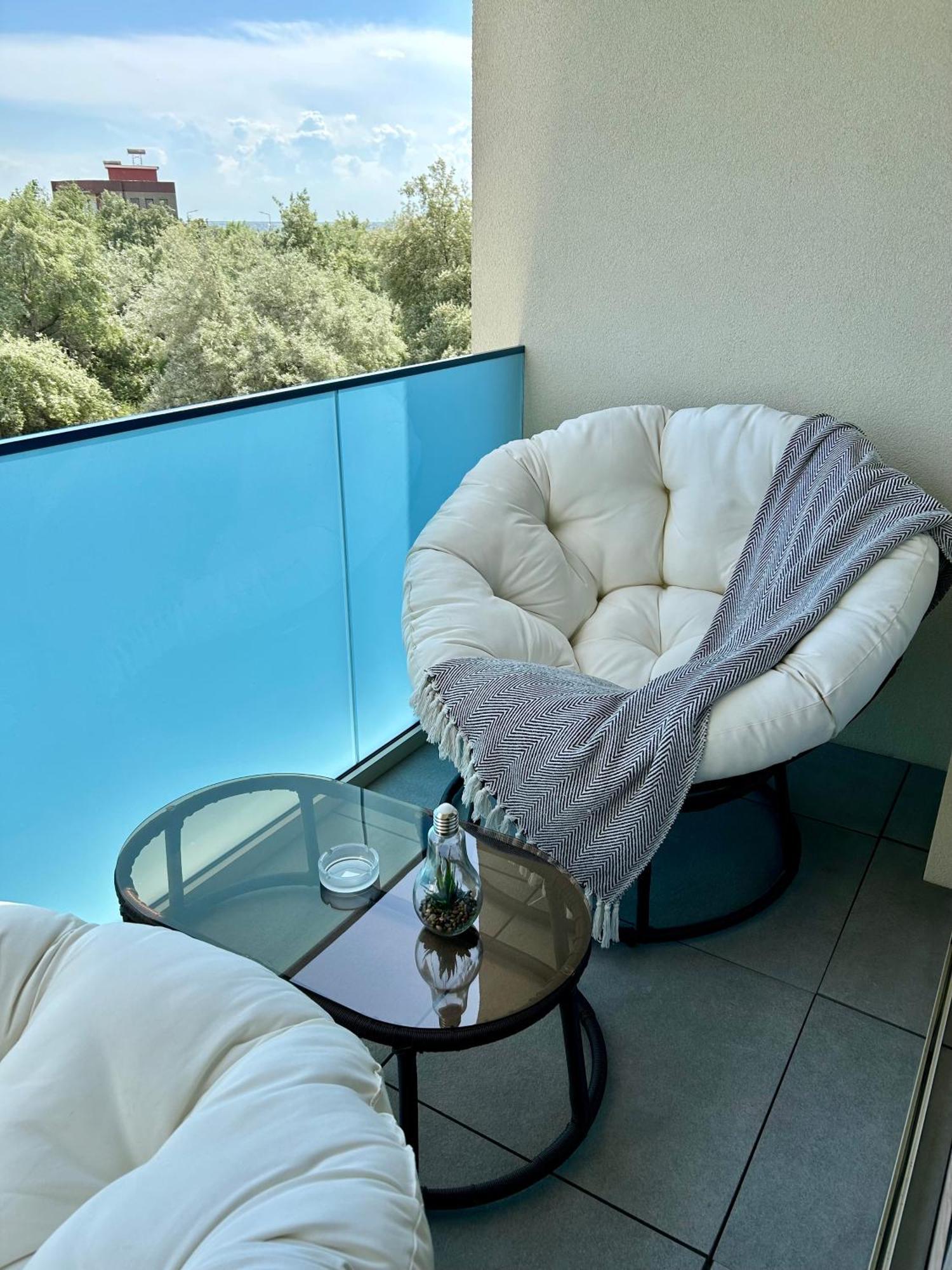 Dis Mamaia Nord Apartment Constanta Ngoại thất bức ảnh